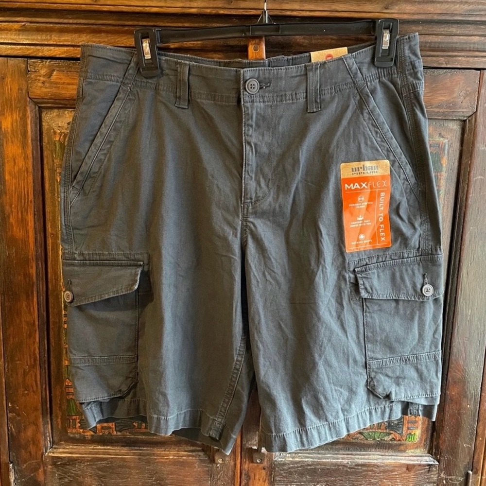 Urban Pipeline Max Flex Cargo Shorts        NWT SZ 36